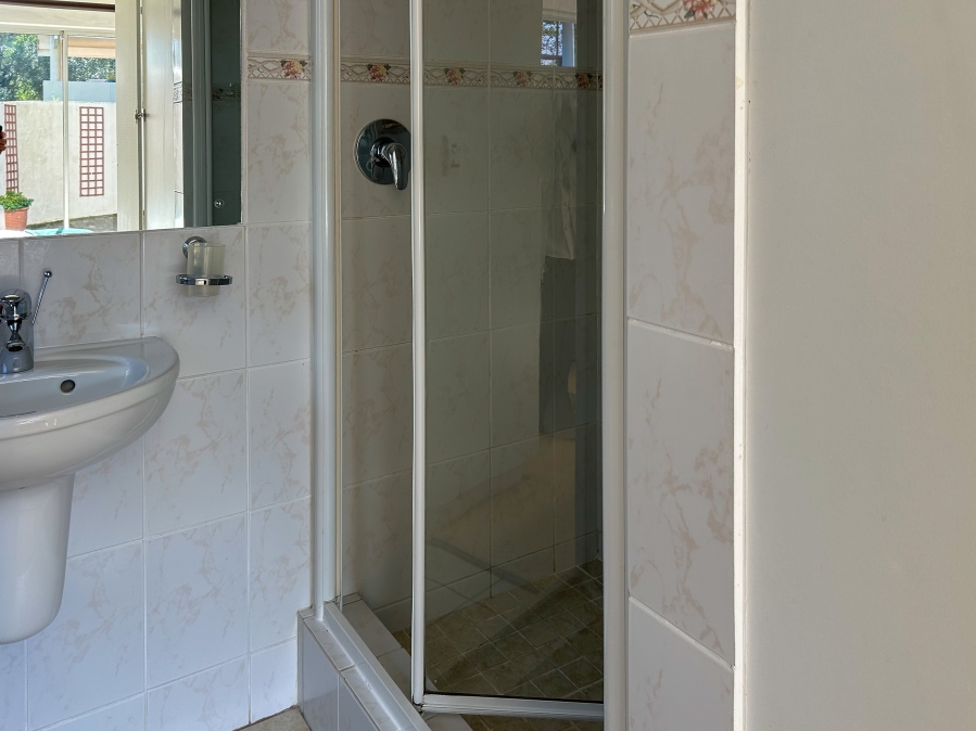 5 Bedroom Property for Sale in Heuwelkruin Western Cape